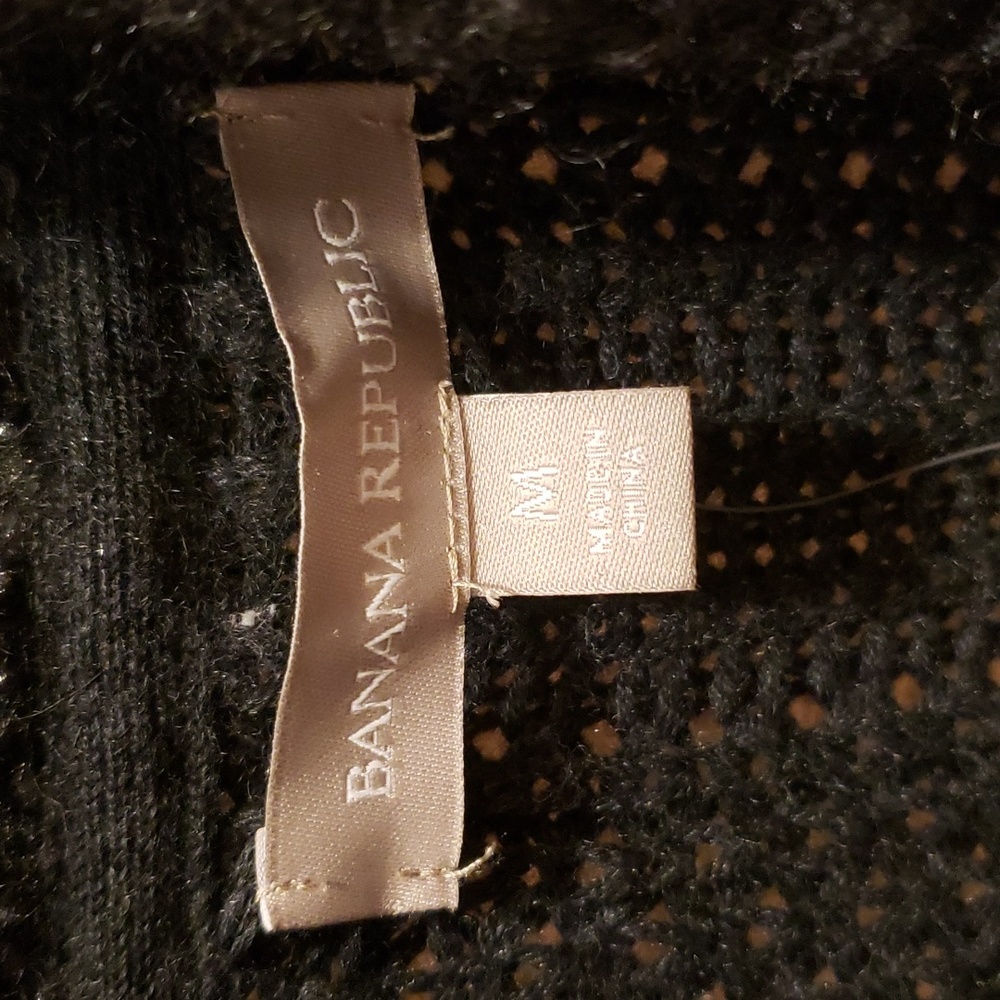 80% Off The Tagged Price - BANANA REPUBLIC gray cardigan - Picture 5 of 6